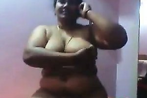 Indian Attractive Obese Women Displaying Her Physique